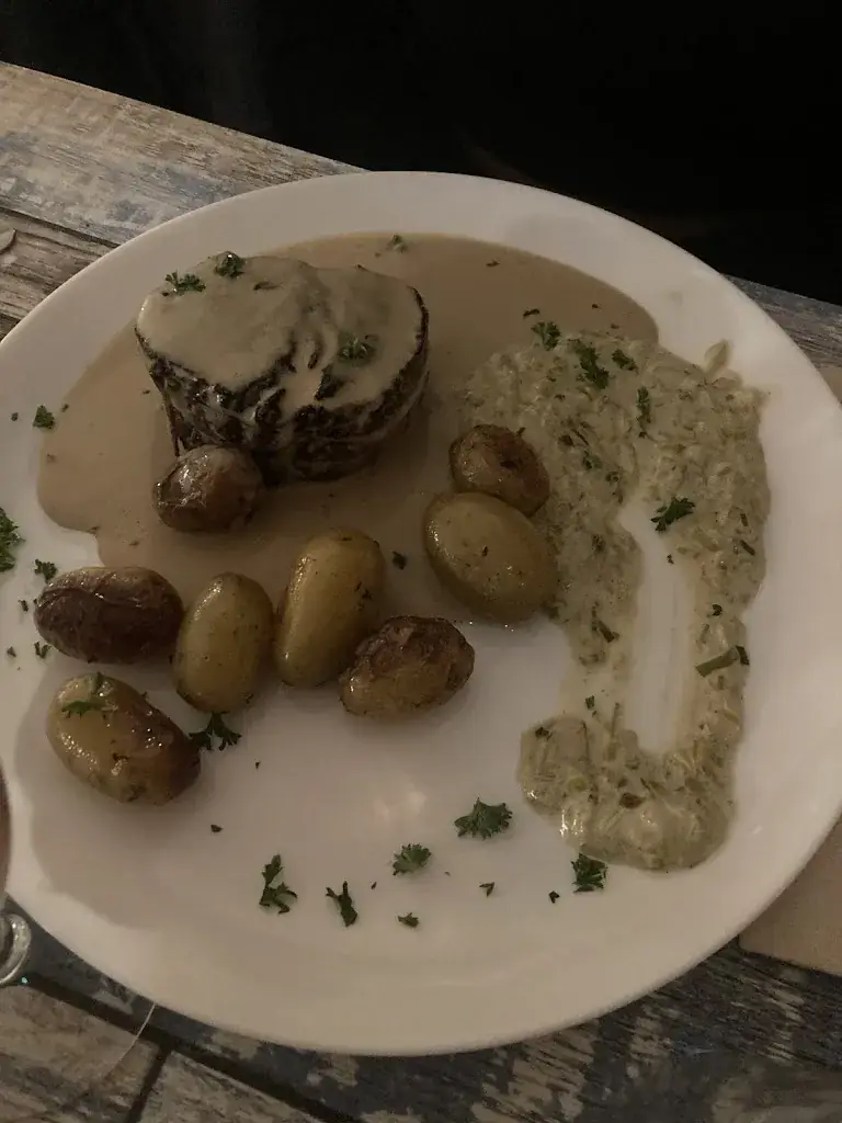 vickie mancuso_Laeti plats & burgers_Saint-Denis-en-Bugey_review