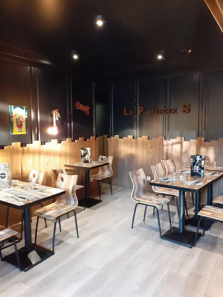 Laeti plats & burgers restaurant in Saint-Denis-en-Bugey