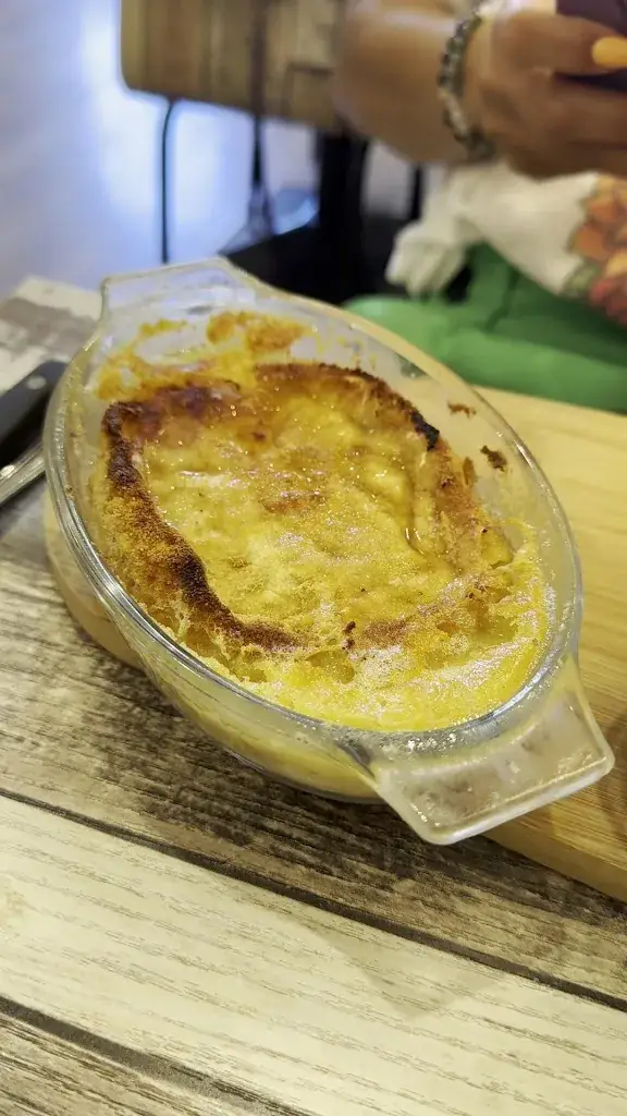 Laeti plats & burgers_Saint-Denis-en-Bugey_slider_image_2