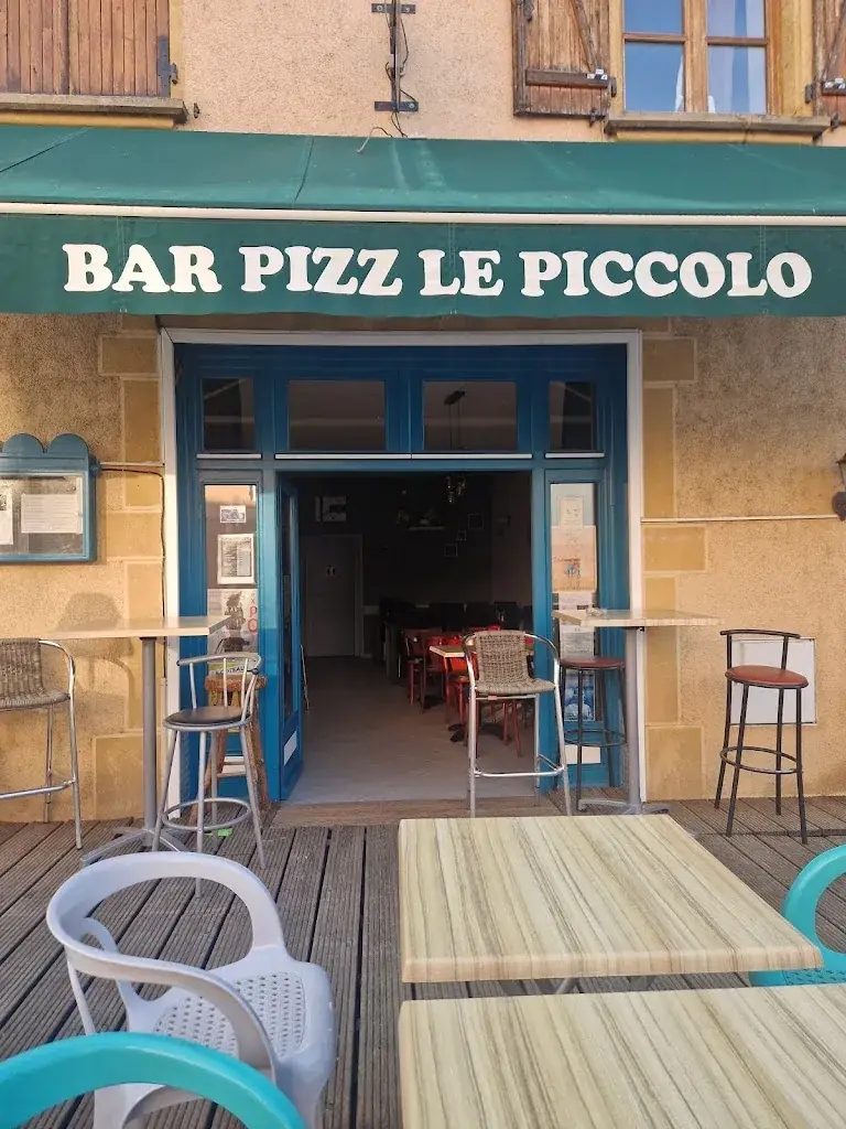 Bar pizzeria Le Piccolo_Saint-Denis-de-Cabanne_slider_image_1