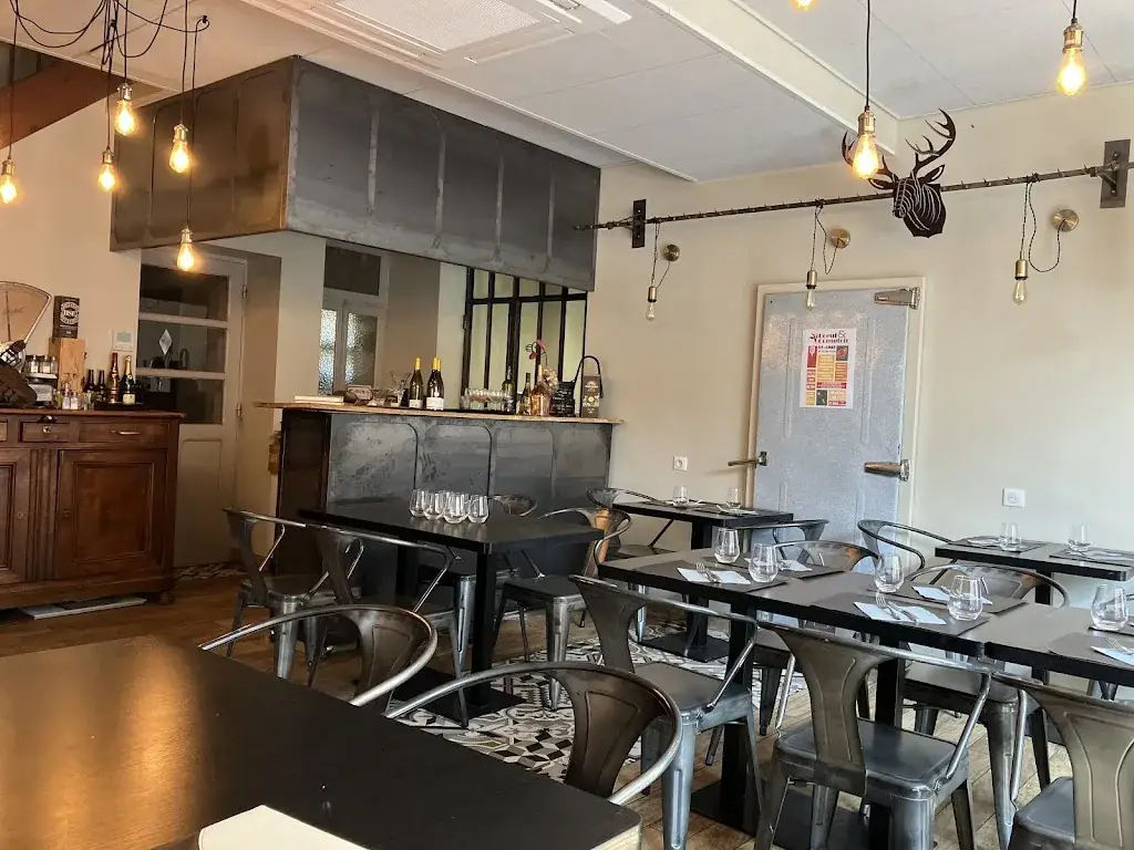 Le Saint Chef Restaurant in Saint-Chef