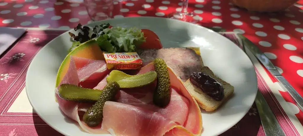 Restaurant la Taverne Rustique_Saint-Chef_slider_image_3