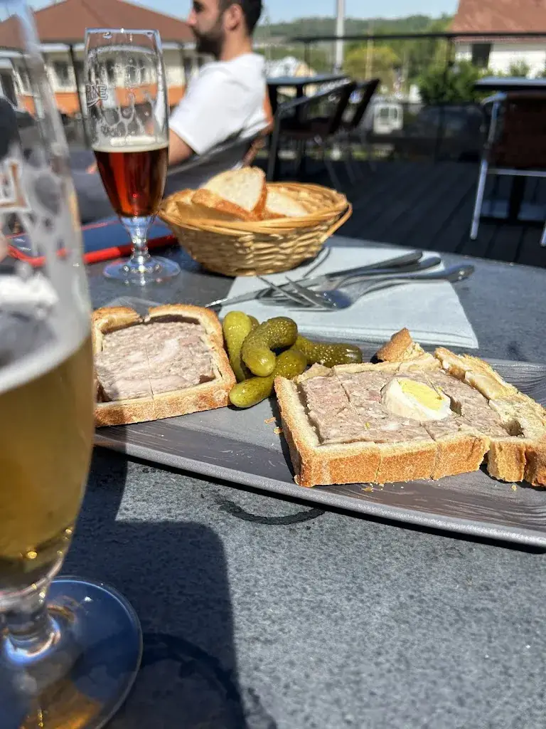 Victor C_Bœuf et comptoir de saint chef_Saint-Chef_review