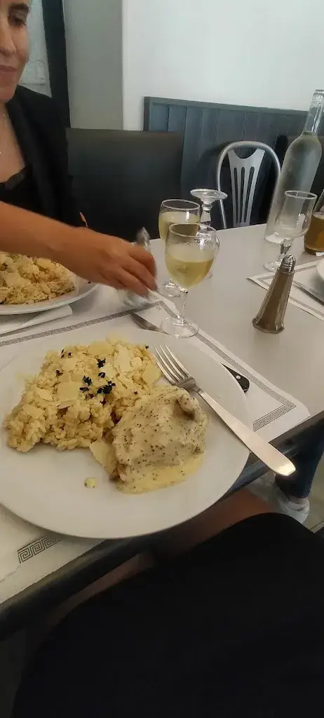 Café restaurant des Monts D'Or_Saint-Didier-au-Mont-d'Or_slider_image_2