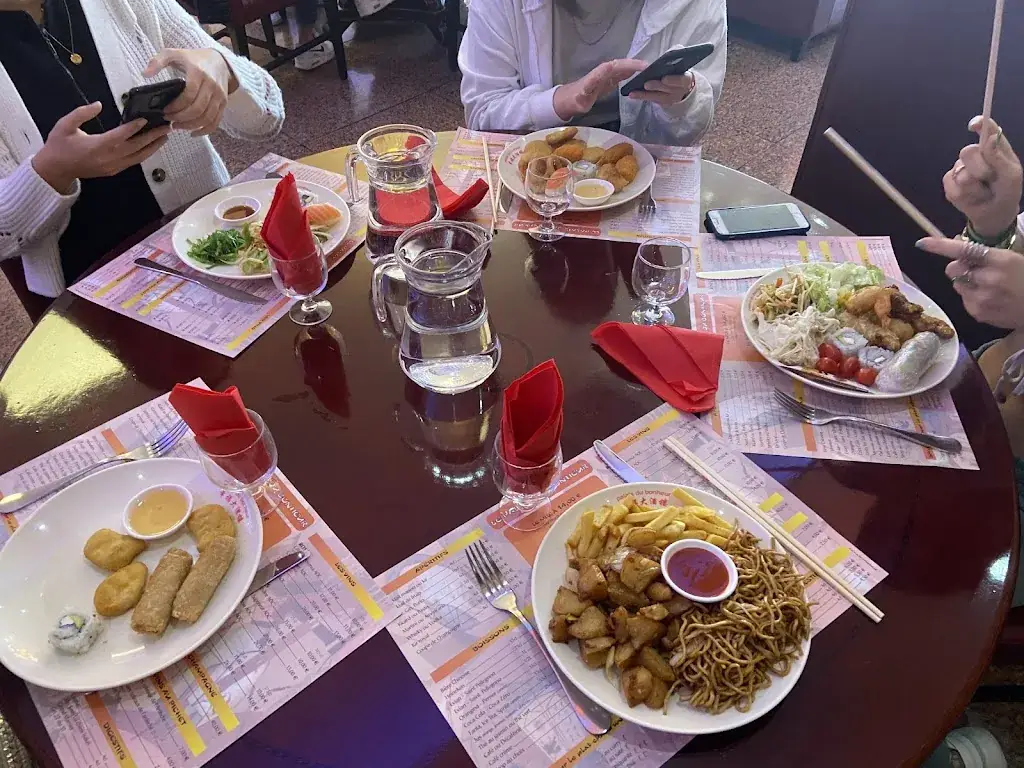 Adidiatou BARRY_Le Palais Du Bonheur_Davézieux_review