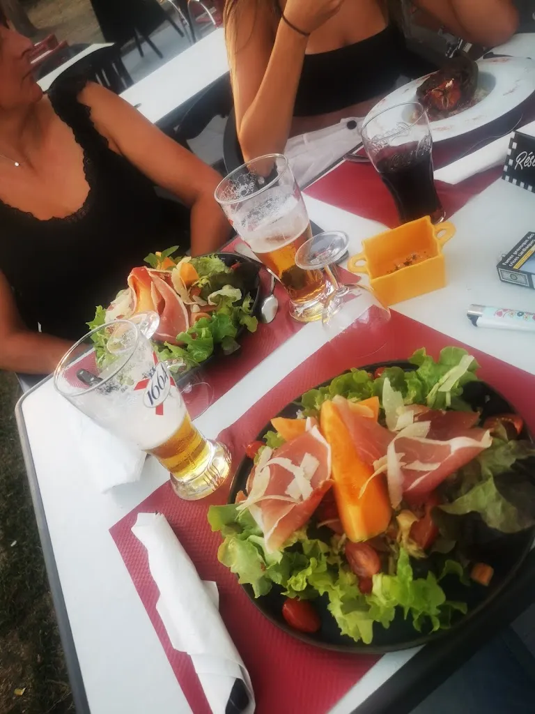 Menu_Restaurant Snack Bar Du Plan D'eau de Saint Eloy les Mines_Saint-Éloy-les-Mines_image_8