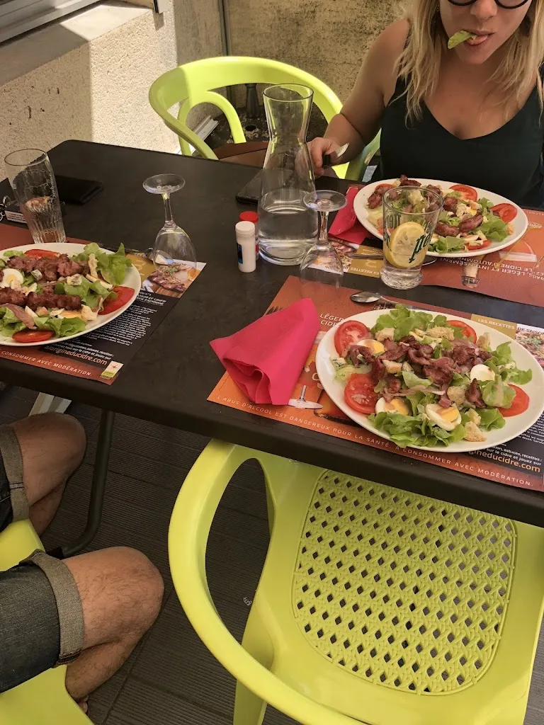 Menu_Restaurant Snack Bar Du Plan D'eau de Saint Eloy les Mines_Saint-Éloy-les-Mines_image_9