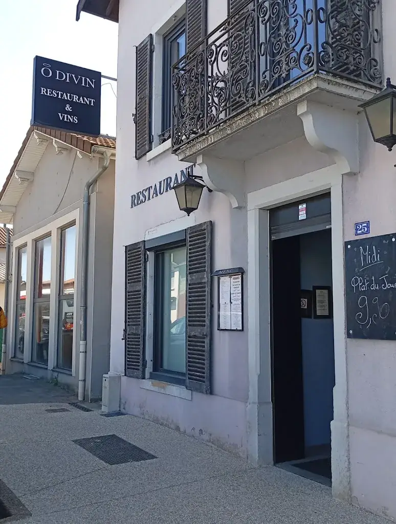 O Di'Vin & Co - Restaurant et cave_Saint-Bonnet-de-Mure_slider_image_1