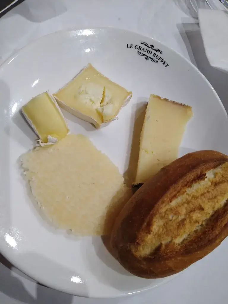 Menu_Le Grand Buffet_Saint-Bonnet-de-Mure_image_6