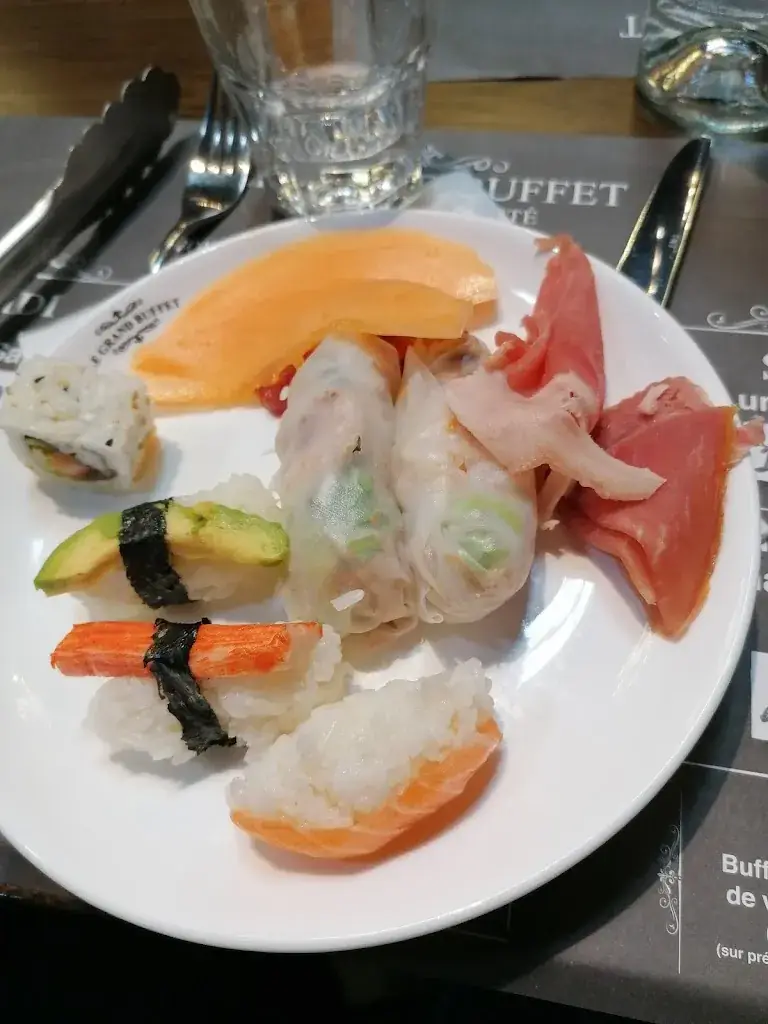 Menu_Le Grand Buffet_Saint-Bonnet-de-Mure_image_7