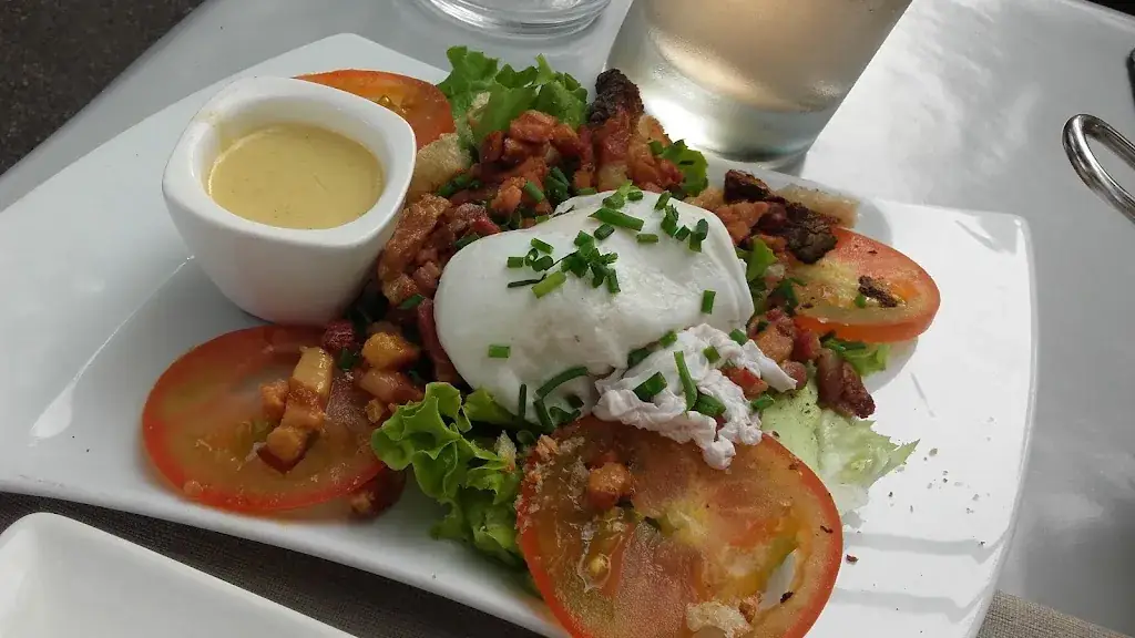 Restaurant Relais Saint Christophe_Saint-Bonnet-de-Mure_slider_image_2