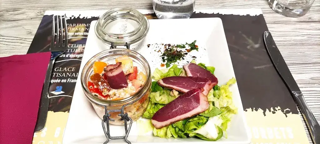 xavier giner_Aux Deux Pâtes_Auzat-la-Combelle_review