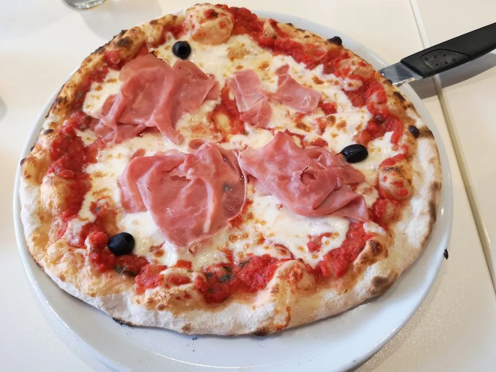 Restaurant Le Miù_Saint-Bonnet-de-Mure_slider_image_2