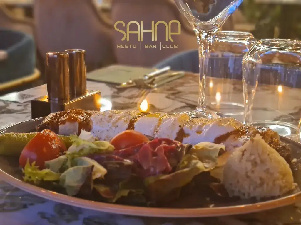 Sahne Lyon_Saint-Bonnet-de-Mure_slider_image_3