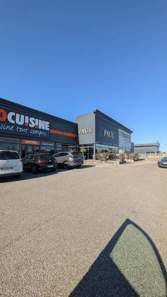 Ralph Simpson_PAUL_Saint-Bonnet-de-Mure_review