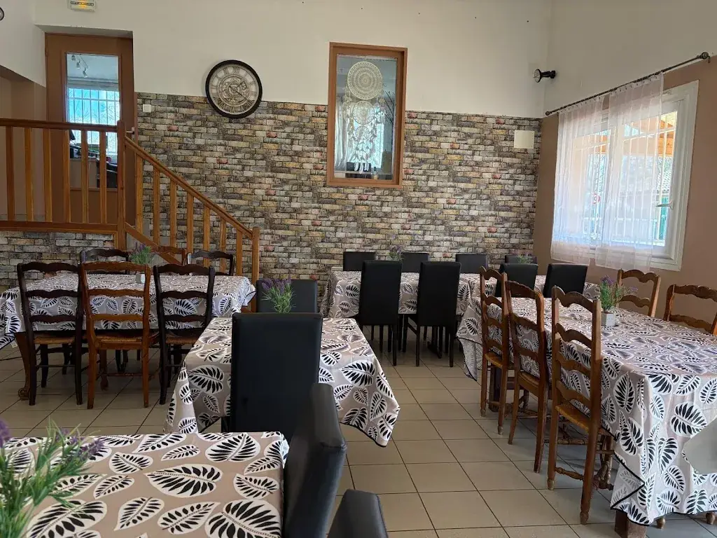 Restaurant, bar et café, Camping - Chez Sandrine_Saint-Didier-sur-Chalaronne_slider_image_1