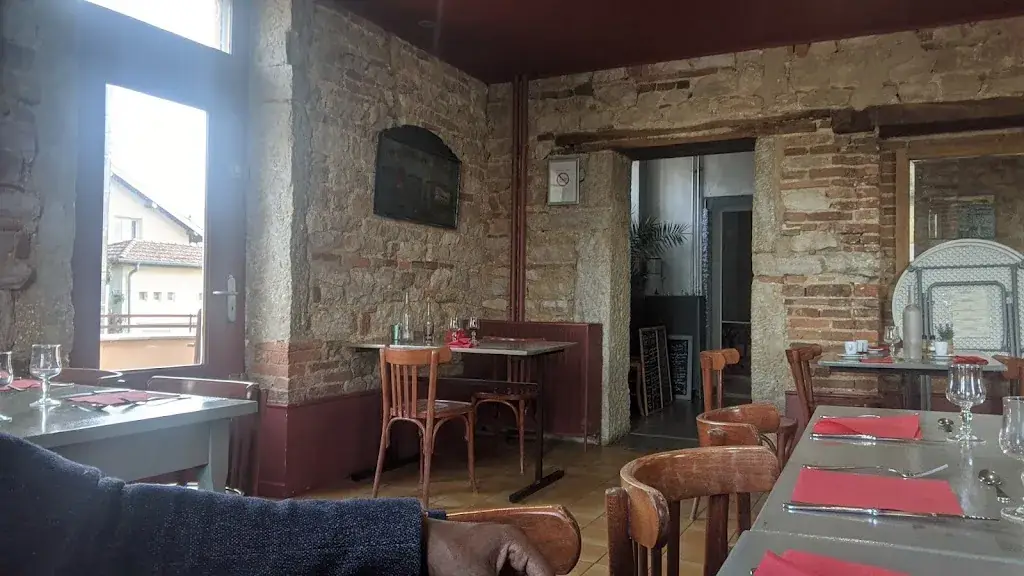 S Cesar_Le Picpoul_Saint-Étienne-du-Bois_review