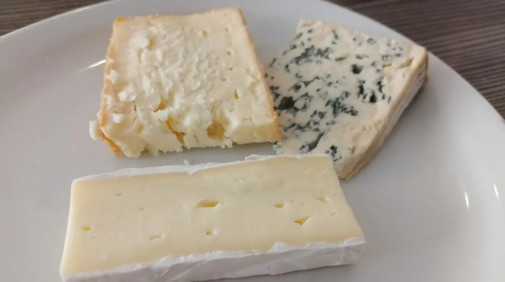 Menu_Pizzéria Les Platanes_Saint-Étienne-de-Fontbellon_image_7