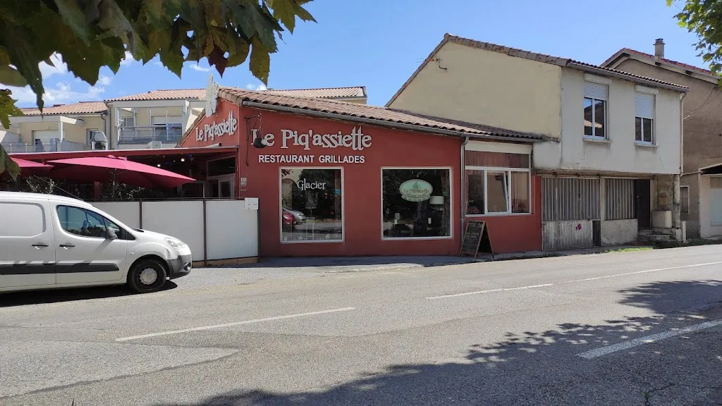 Le Piq'assiette_Saint-Étienne-de-Fontbellon_slider_image_3