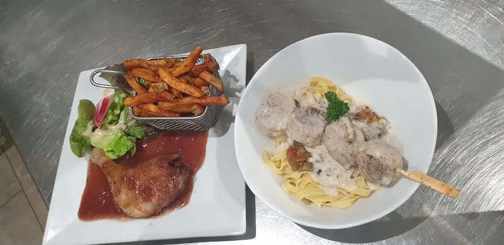 Auke-Land Bar/Restaurant_Sainte-Foy-l'Argentière_slider_image_2