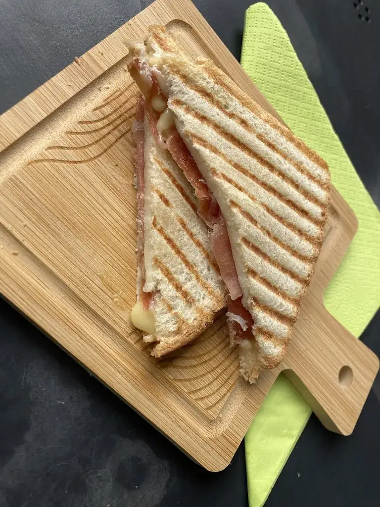 Menu_LE BOHO_Saint-Étienne-de-Cuines_image_4