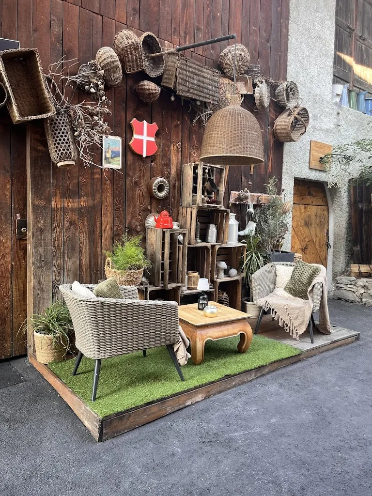 Julia Gesbert_Le Clocher des Pères_Saint-Martin-sur-la-Chambre_Bewertung