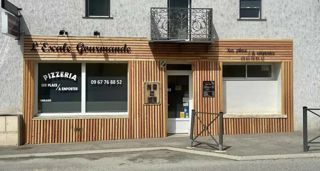 L'Escale Gourmande_Saint-Avre_slider_image_1