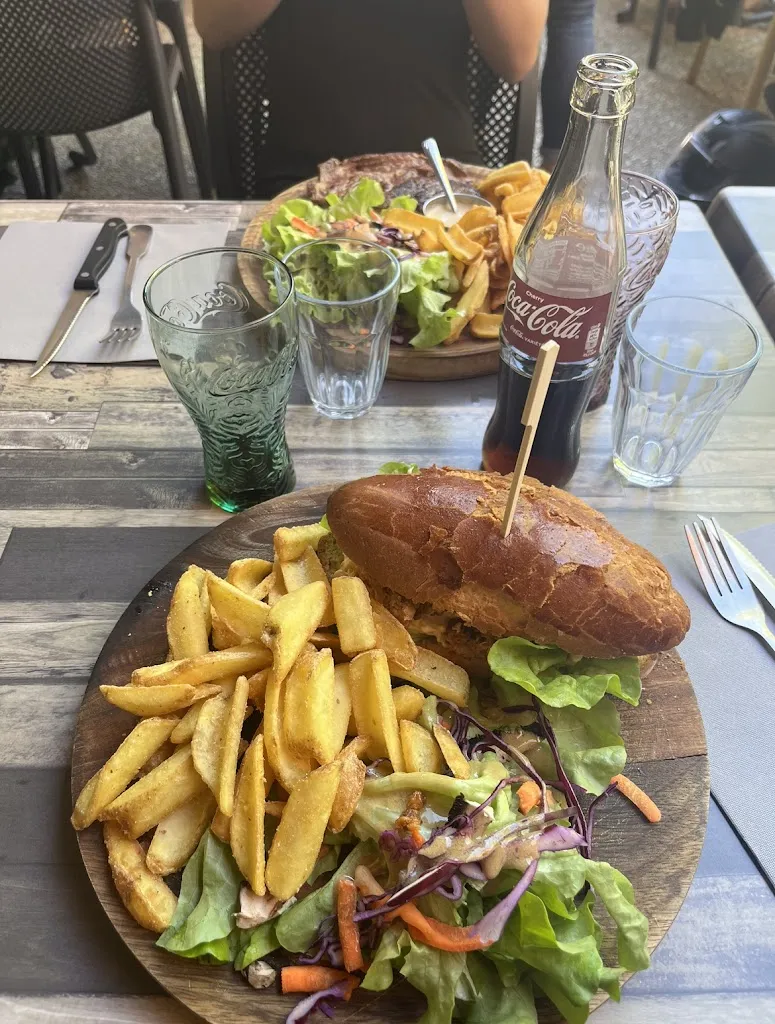 tess magnaldi_Le Bistrot Des Blondes_Saint-Félicien_review