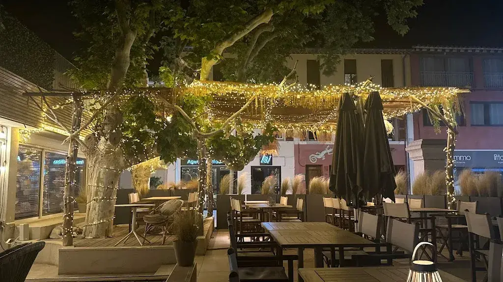 Le Clou du Zèbre restaurant in Saint-Cyr-sur-Mer