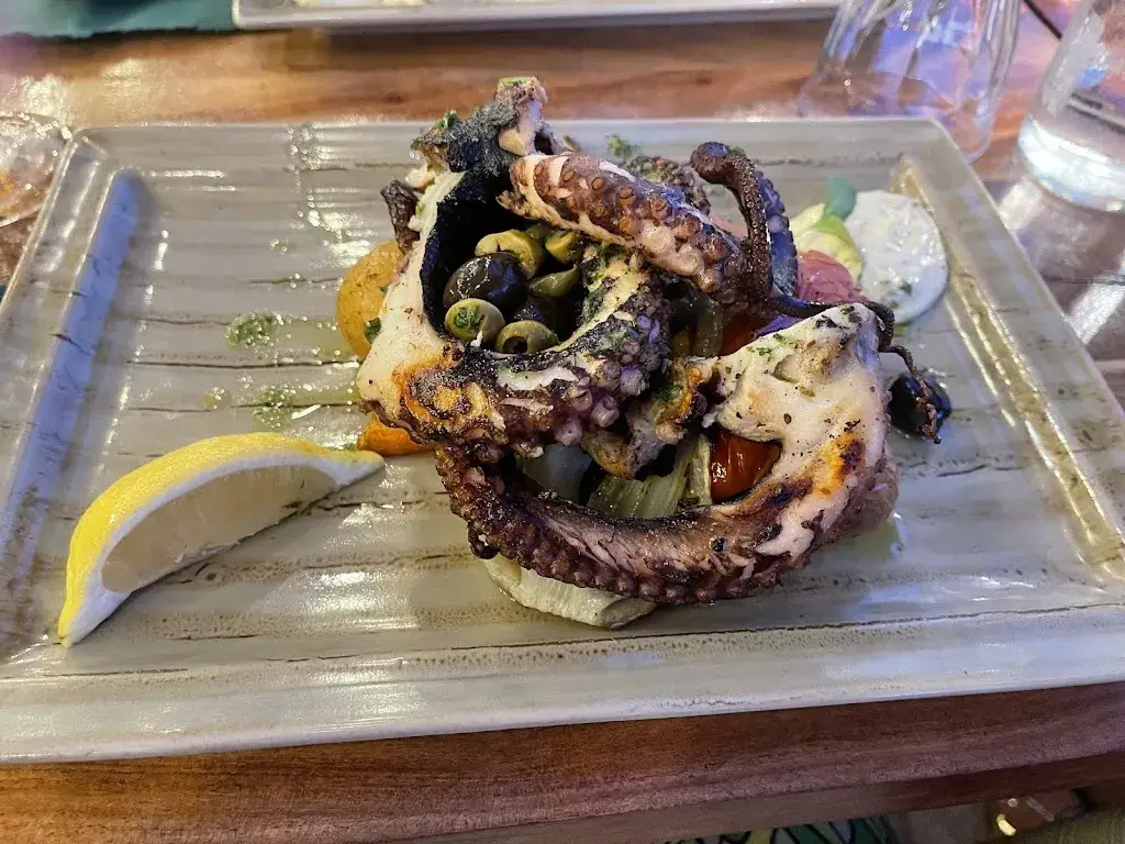 LA VILLA MARINE_Saint-Cyr-sur-Mer_slider_image_3