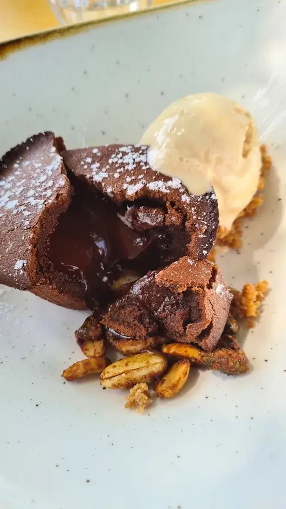 Menu_Là-Haut sur la Colline_Saint-Cyr-au-Mont-d'Or_image_3