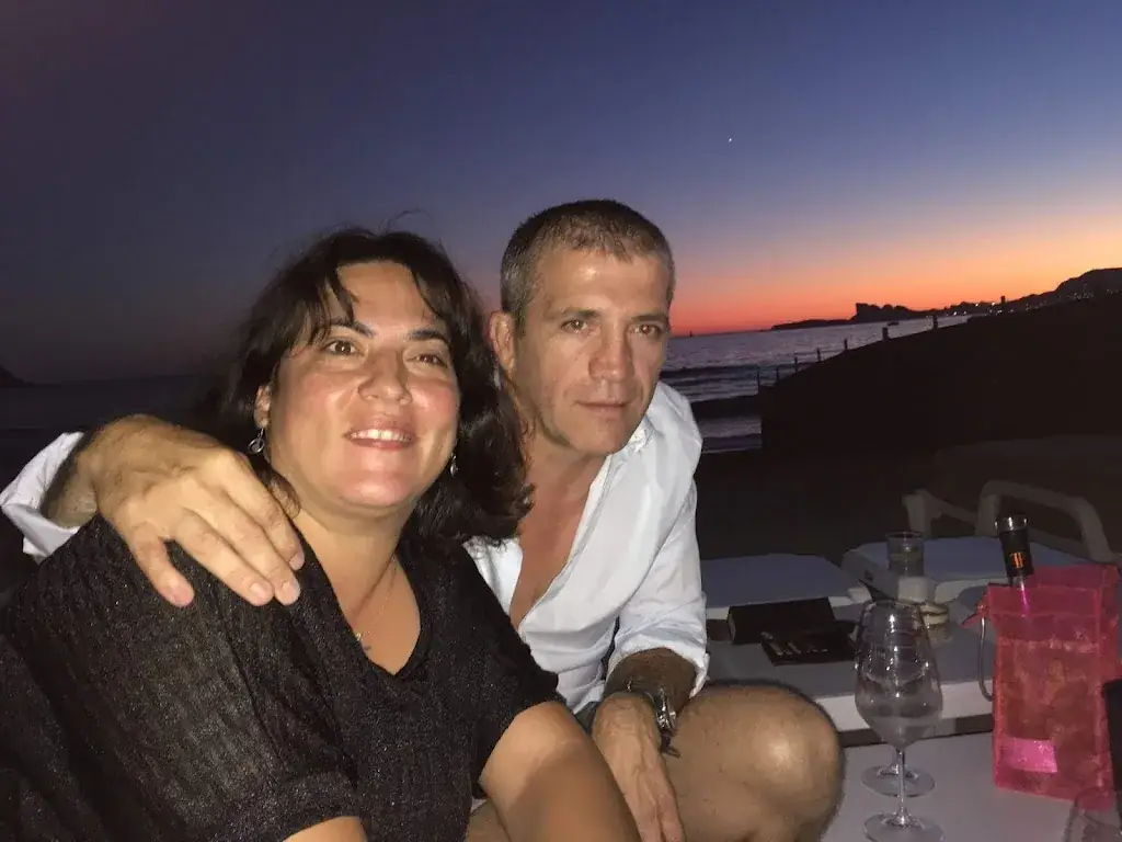 GHISLAIN LOMBARDO_Tiki Beach_Saint-Cyr-sur-Mer_review