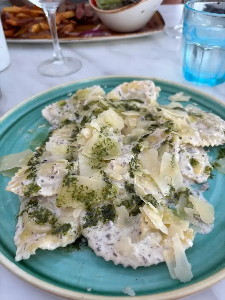 Sleepy Eddie James_L'Albatros_Saint-Cyr-sur-Mer_avis