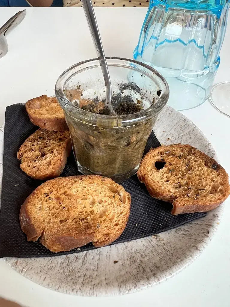 Joachim Sønderborg Mathiassen_L'Albatros_Saint-Cyr-sur-Mer_avis