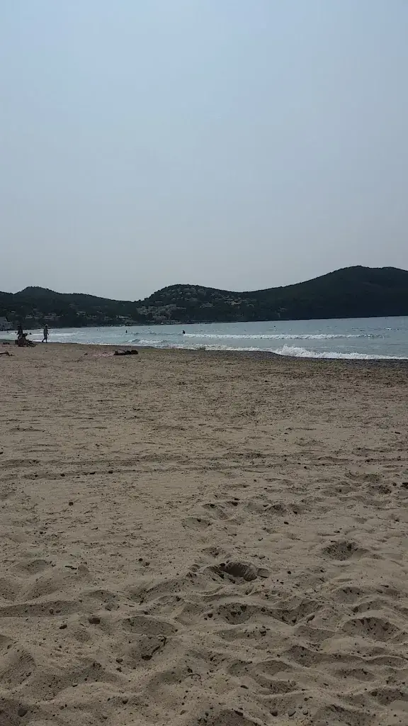 an b_La plage de Sophie_Saint-Cyr-sur-Mer_review