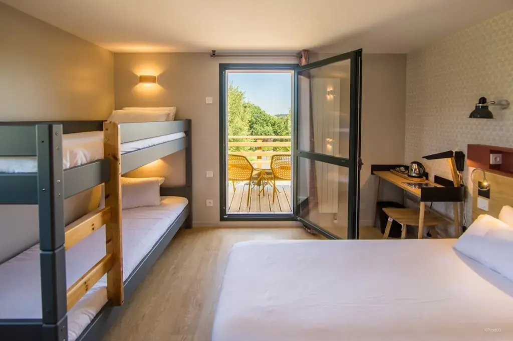 Archipel Volcans_Saint-Genès-Champanelle_slider_image_3