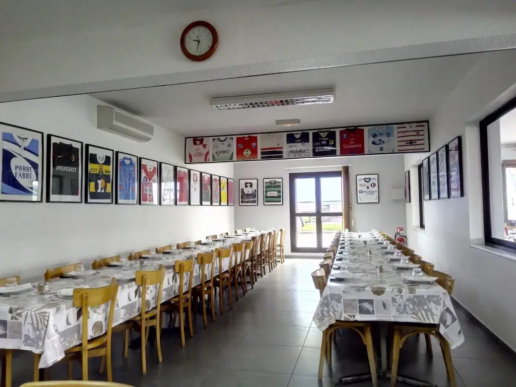 Konstantin Kompaniec_Le Grillon_Saint-Félix-Lauragais_review