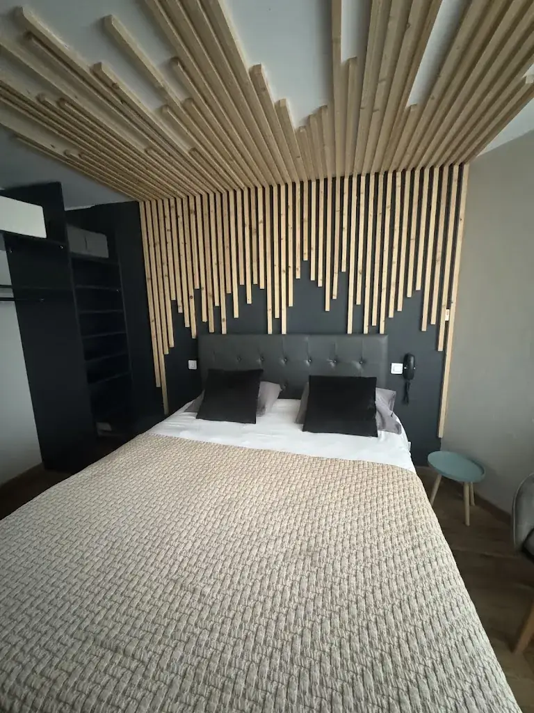 Virginie Bichet_AUBERGE DU POIDS PUBLIC_Saint-Félix-Lauragais_review