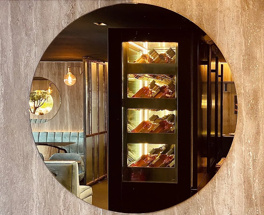 L' ABORDAGE_Saint-Cyr-sur-Mer_slider_image_1