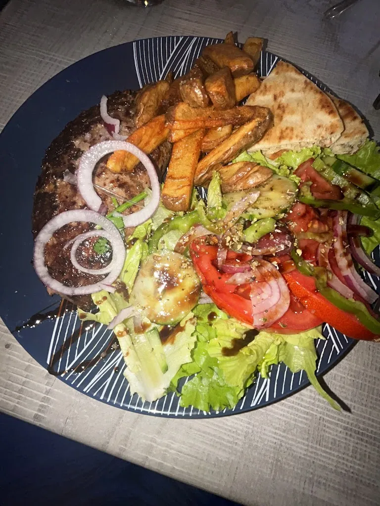 Thomas Vitres_MERIDIO Cuisine grecque_Saint-Cyr-sur-Mer_review