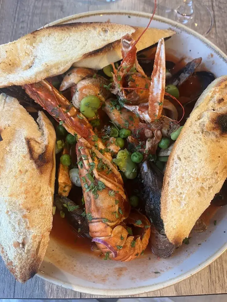 Lasse Isvinge_Riviera Dei Fiori_Saint-Cyr-sur-Mer_review