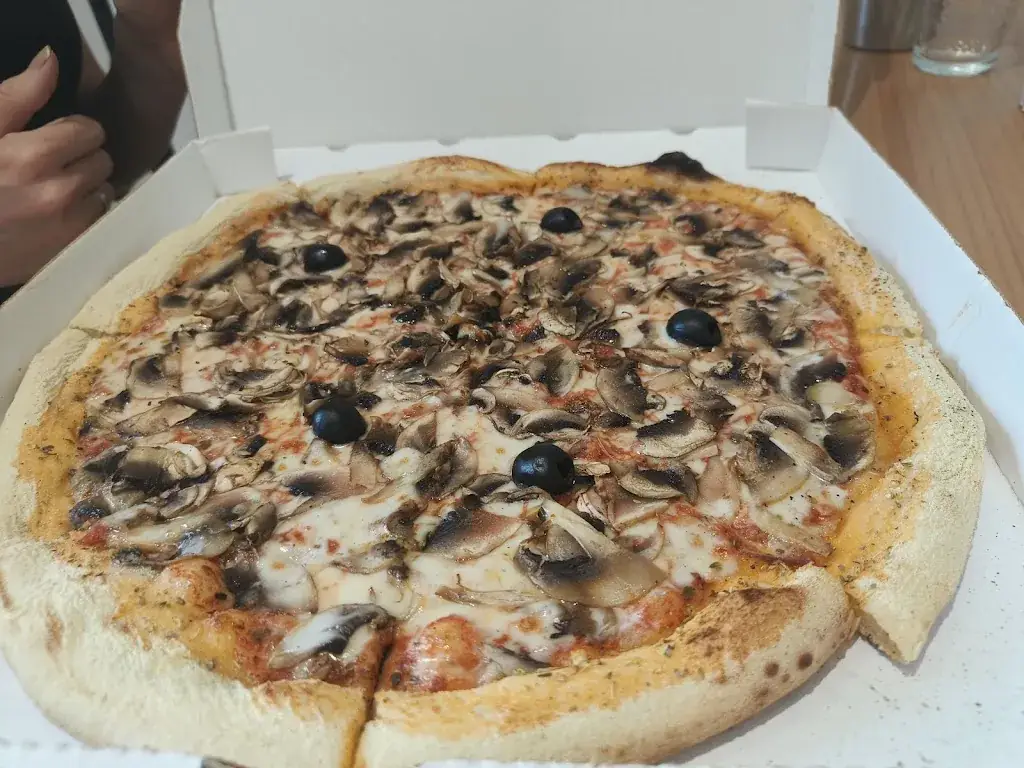 L'Art De La Pizza_Aulnat_slider_image_2