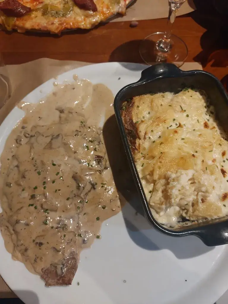 Cécile “Cess” Sadallah_LA Bougnette (Sole Mio saint genest lerpt)_Saint-Genest-Lerpt_review