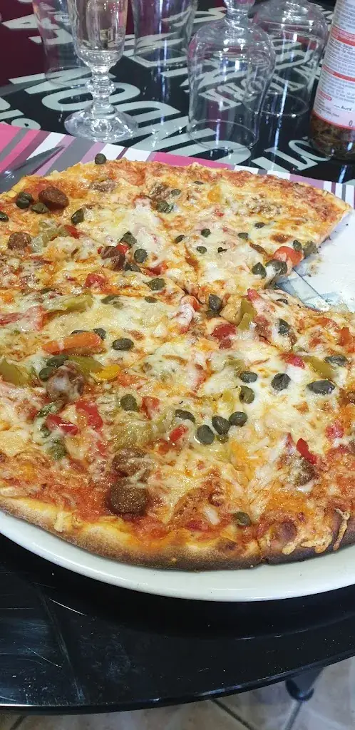 Menü_Restaurant Pizzeria - La Pizza Gourmande_Saint-Genest-Lerpt_Bild_7