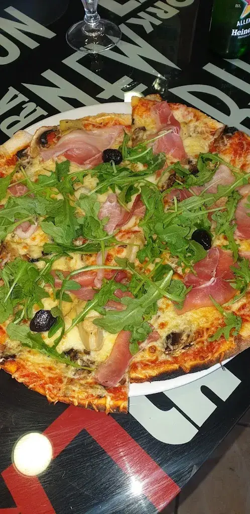 Menü_Restaurant Pizzeria - La Pizza Gourmande_Saint-Genest-Lerpt_Bild_9