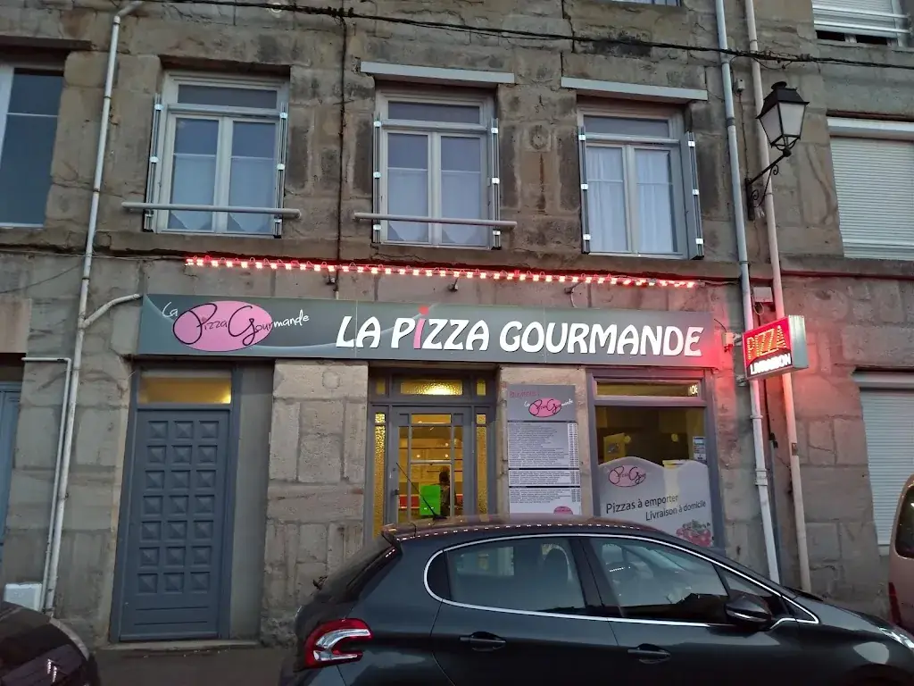 Restaurant Pizzeria - La Pizza Gourmande_Saint-Genest-Lerpt_slider_image_1