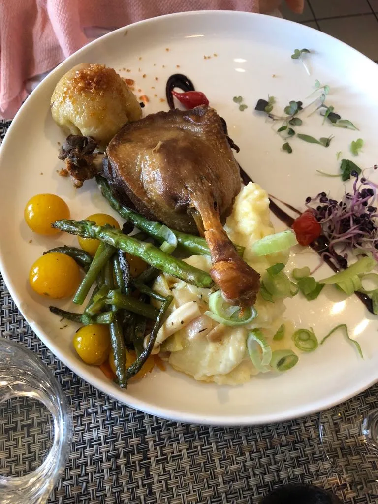 Julia Kalinina_Chez Geneviève_Saint-Flour_review