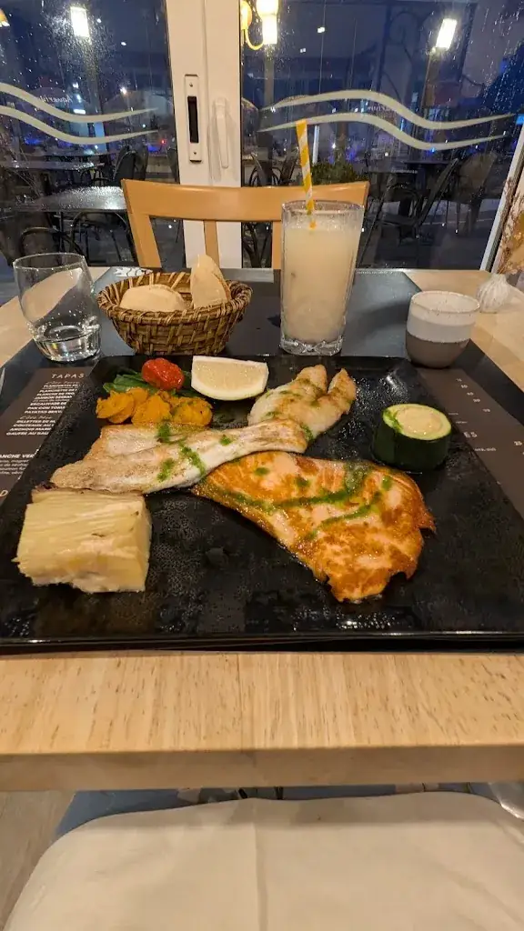 S L_Restaurant L'Aquarium_Saint-Cyprien_review