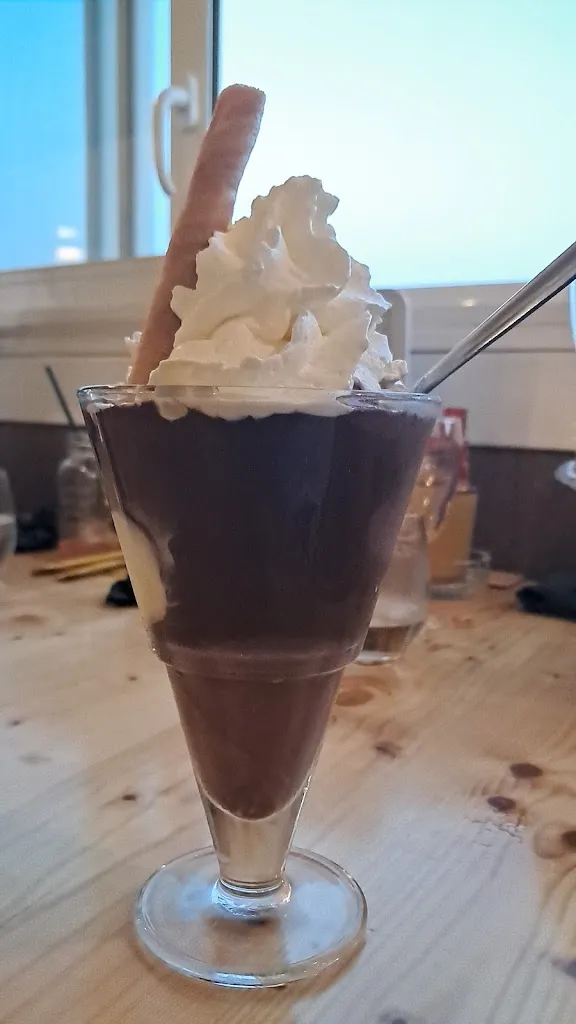 S Sivarajan_Al Trayou_Saint-Cyprien_review