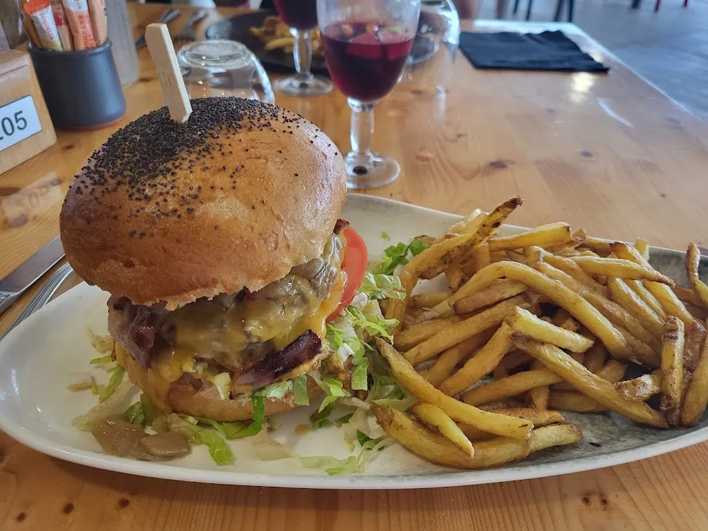 Al Trayou_Saint-Cyprien_slider_image_3